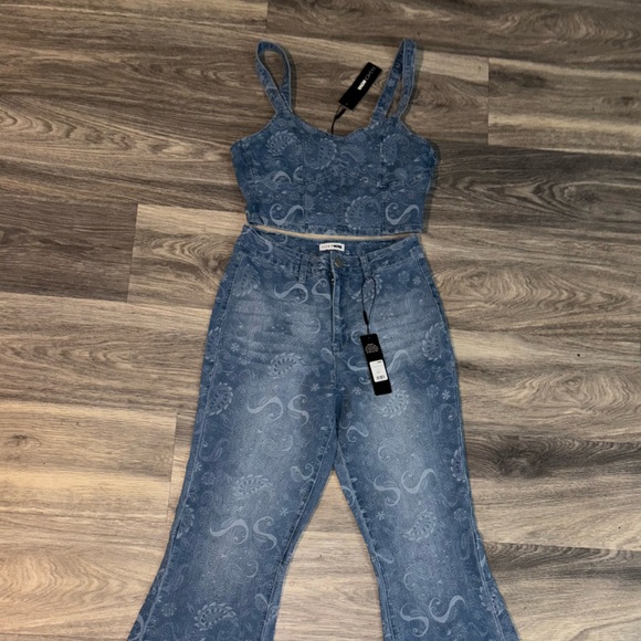 Denim Set - Picture 3 of 3